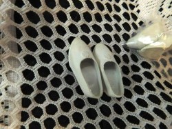 2 INCH WHITE PUMP DOLL HEELS MARKED 15 U.S.A., FLOWER